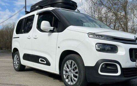 Citroen Berlingo III, 2019 год, 1 980 000 рублей, 2 фотография