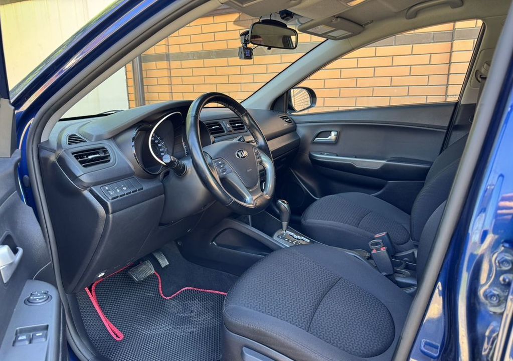 KIA Rio III рестайлинг, 2016 год, 1 200 000 рублей, 23 фотография