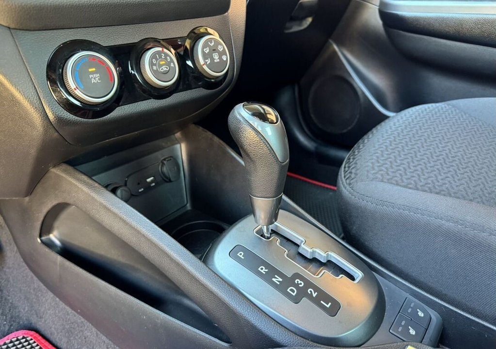KIA Rio III рестайлинг, 2016 год, 1 200 000 рублей, 21 фотография