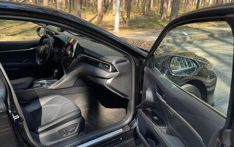 Toyota Camry, 2023 год, 3 650 000 рублей, 5 фотография