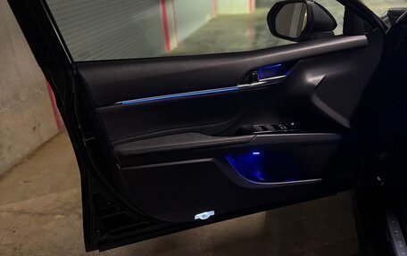 Toyota Camry, 2023 год, 3 650 000 рублей, 15 фотография