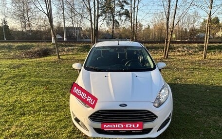 Ford Fiesta, 2015 год, 899 000 рублей, 6 фотография