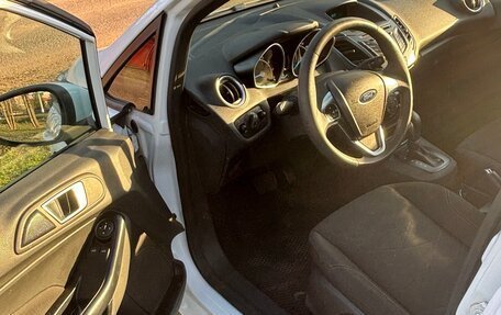 Ford Fiesta, 2015 год, 899 000 рублей, 14 фотография