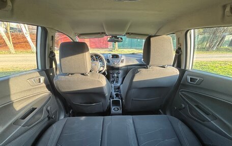Ford Fiesta, 2015 год, 899 000 рублей, 18 фотография