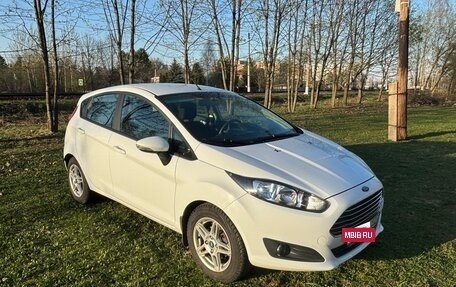 Ford Fiesta, 2015 год, 899 000 рублей, 12 фотография