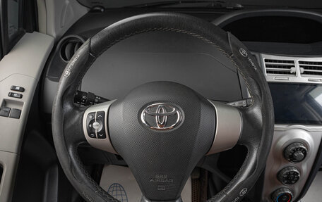 Toyota Yaris III рестайлинг, 2008 год, 729 000 рублей, 11 фотография