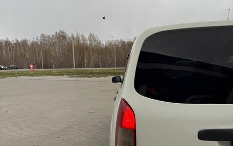 Toyota Probox I, 2002 год, 500 000 рублей, 22 фотография