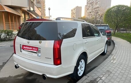 Cadillac SRX II рестайлинг, 2005 год, 750 000 рублей, 3 фотография