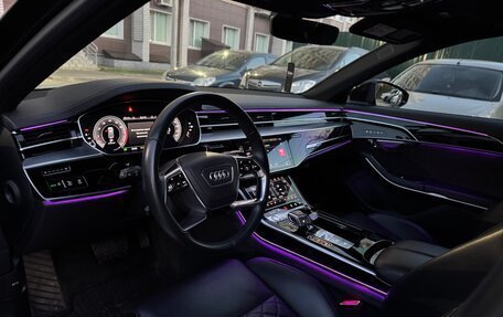 Audi A8, 2019 год, 6 200 000 рублей, 21 фотография