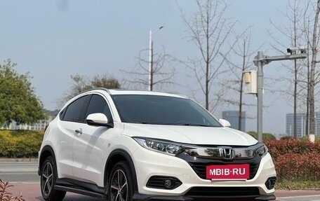 Honda Vezel, 2020 год, 1 150 002 рублей, 3 фотография