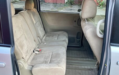 Nissan Serena III, 2008 год, 900 000 рублей, 16 фотография