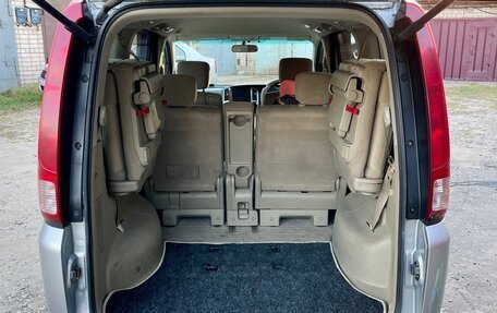 Nissan Serena III, 2008 год, 900 000 рублей, 18 фотография