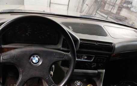 BMW 5 серия, 1989 год, 500 000 рублей, 3 фотография