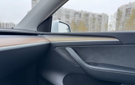 Tesla Model Y I, 2023 год, 5 750 000 рублей, 25 фотография