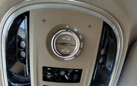 Haval H8, 2015 год, 1 500 000 рублей, 14 фотография