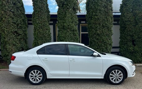 Volkswagen Jetta VI, 2016 год, 1 425 000 рублей, 5 фотография