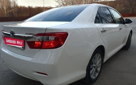 Toyota Camry, 2012 год, 2 250 000 рублей, 4 фотография