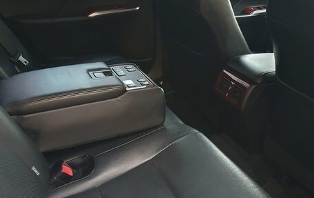 Toyota Camry, 2012 год, 2 250 000 рублей, 10 фотография