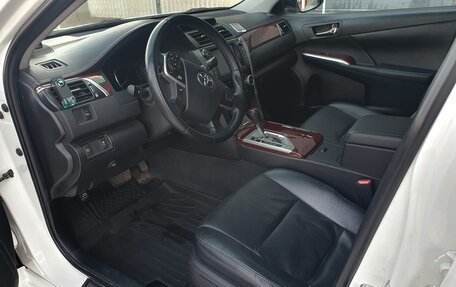 Toyota Camry, 2012 год, 2 250 000 рублей, 7 фотография