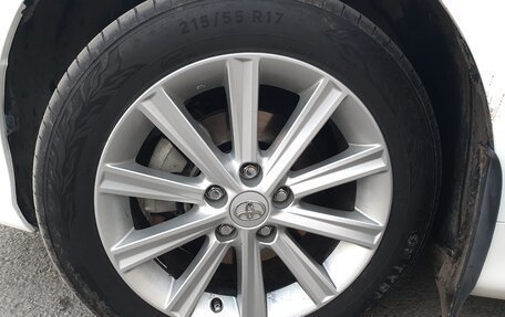 Toyota Camry, 2012 год, 2 250 000 рублей, 11 фотография