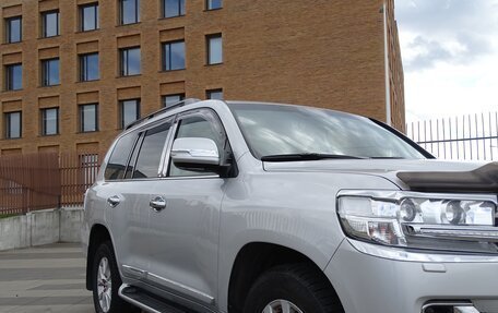 Toyota Land Cruiser 200, 2017 год, 7 900 000 рублей, 22 фотография