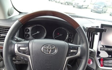 Toyota Land Cruiser 200, 2017 год, 7 900 000 рублей, 9 фотография