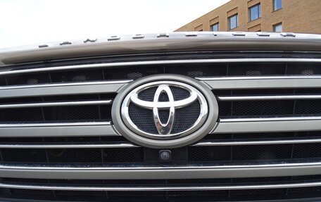 Toyota Land Cruiser 200, 2017 год, 7 900 000 рублей, 20 фотография