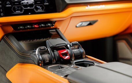 Lamborghini Urus I, 2025 год, 57 178 400 рублей, 27 фотография