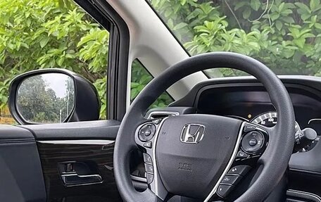 Honda Odyssey IV, 2021 год, 2 970 000 рублей, 11 фотография