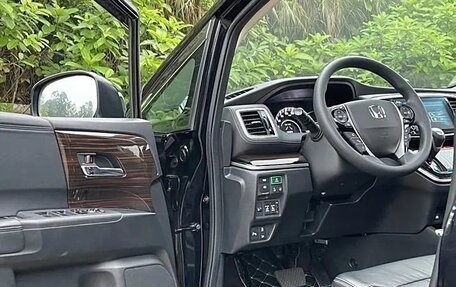 Honda Odyssey IV, 2021 год, 2 970 000 рублей, 25 фотография