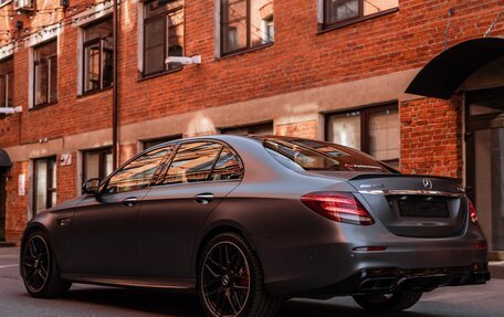Mercedes-Benz E-Класс AMG, 2018 год, 8 990 000 рублей, 10 фотография