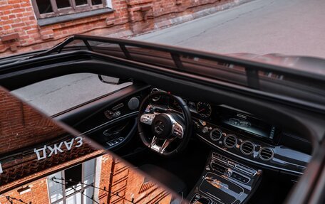 Mercedes-Benz E-Класс AMG, 2018 год, 8 990 000 рублей, 26 фотография