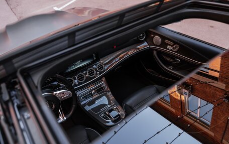 Mercedes-Benz E-Класс AMG, 2018 год, 8 990 000 рублей, 30 фотография