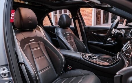 Mercedes-Benz E-Класс AMG, 2018 год, 8 990 000 рублей, 25 фотография