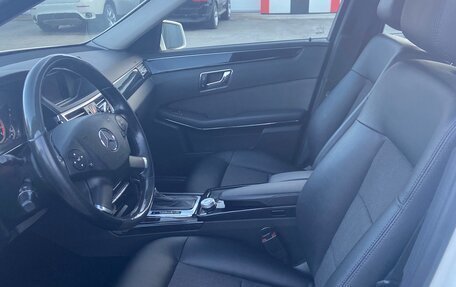 Mercedes-Benz E-Класс, 2010 год, 1 880 000 рублей, 7 фотография