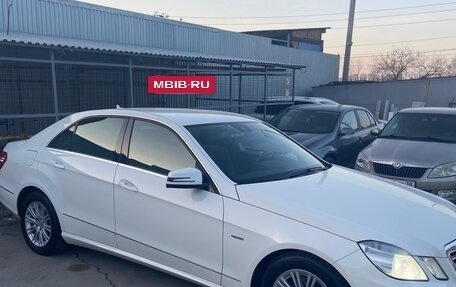 Mercedes-Benz E-Класс, 2010 год, 1 880 000 рублей, 11 фотография