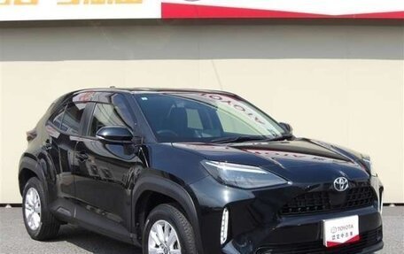 Toyota Yaris Cross, 2021 год, 1 490 000 рублей, 2 фотография