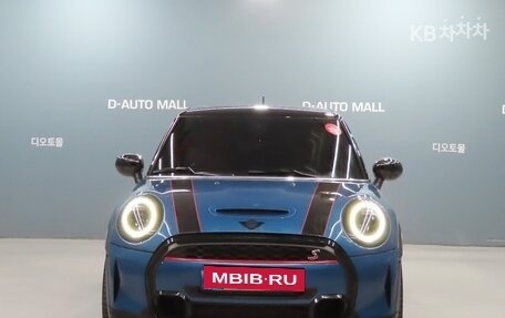 MINI Countryman II (F60), 2022 год, 2 520 000 рублей, 2 фотография
