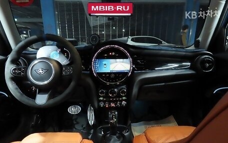 MINI Countryman II (F60), 2022 год, 2 520 000 рублей, 5 фотография