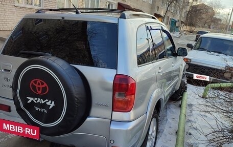 Toyota RAV4, 2002 год, 990 000 рублей, 3 фотография