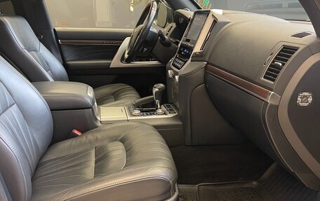 Toyota Land Cruiser 200, 2019 год, 9 200 000 рублей, 10 фотография