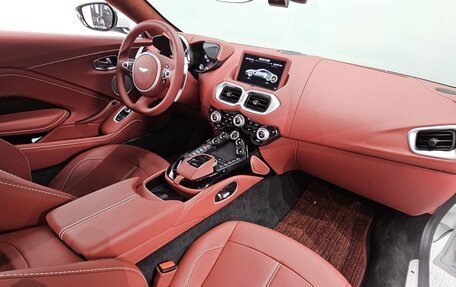 Aston Martin V8 Vantage IV, 2023 год, 18 960 000 рублей, 7 фотография