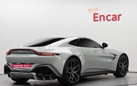 Aston Martin V8 Vantage IV, 2023 год, 18 960 000 рублей, 2 фотография