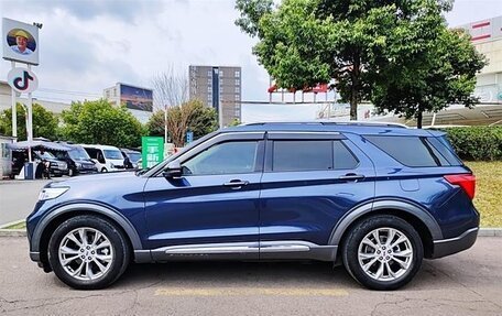 Ford Explorer VI, 2022 год, 2 930 090 рублей, 5 фотография