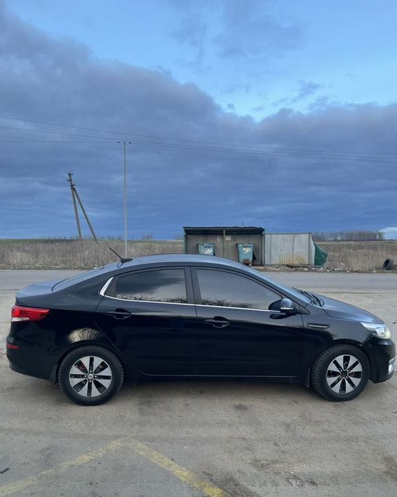 KIA Rio III рестайлинг, 2017 год, 1 280 000 рублей, 2 фотография