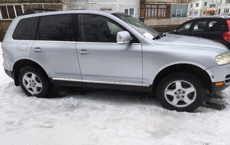 Volkswagen Touareg III, 2004 год, 365 000 рублей, 6 фотография