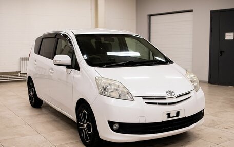 Toyota Passo Sette, 2010 год, 859 000 рублей, 3 фотография