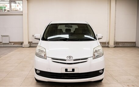 Toyota Passo Sette, 2010 год, 859 000 рублей, 2 фотография