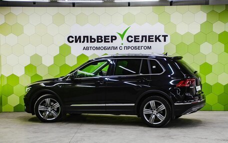 Volkswagen Tiguan II, 2017 год, 2 499 000 рублей, 6 фотография