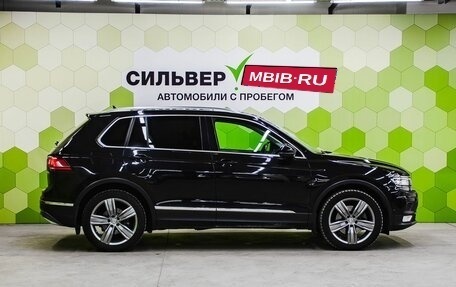 Volkswagen Tiguan II, 2017 год, 2 499 000 рублей, 8 фотография